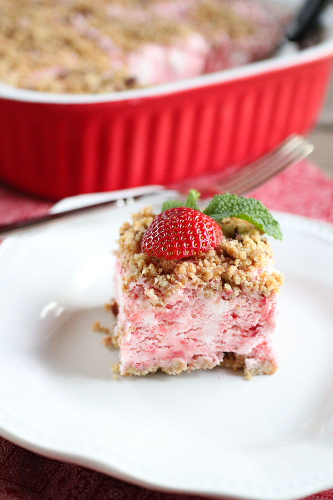 frosty strawberry squares-4